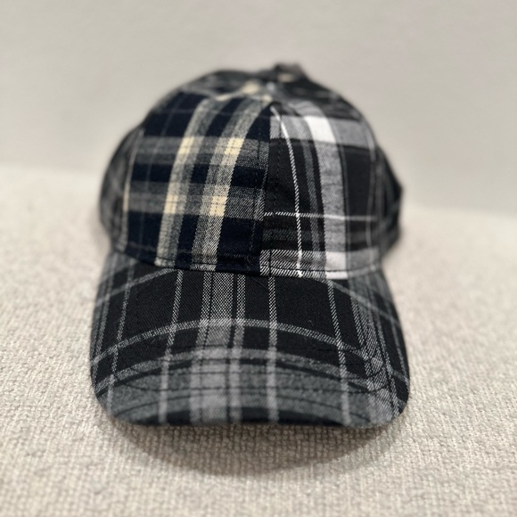 TOPMAN Cap - Picture 1 of 8